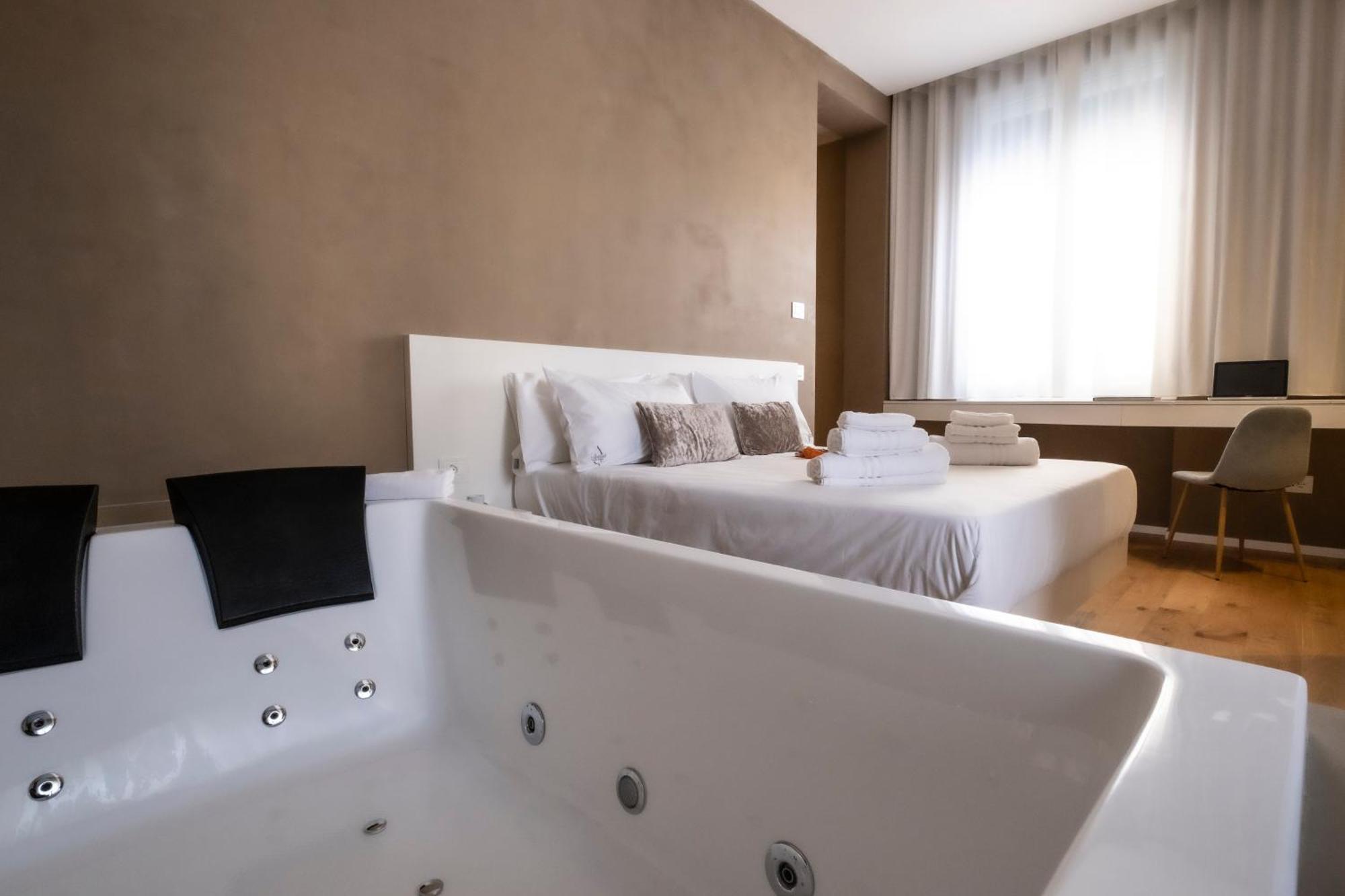 Amorgiu Luxury Suites Palermo Exterior photo